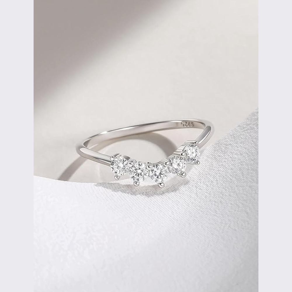 Curved Moissanite Wedding Ring